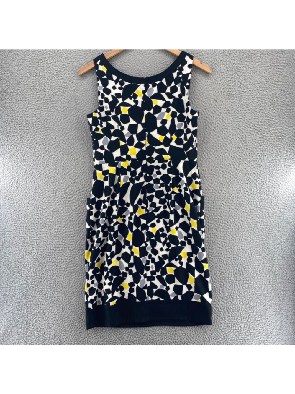 London Times Dress Womens 10 Black Pattern Sheath Pockets Knee Length Sleeveless - Picture 3 of 11